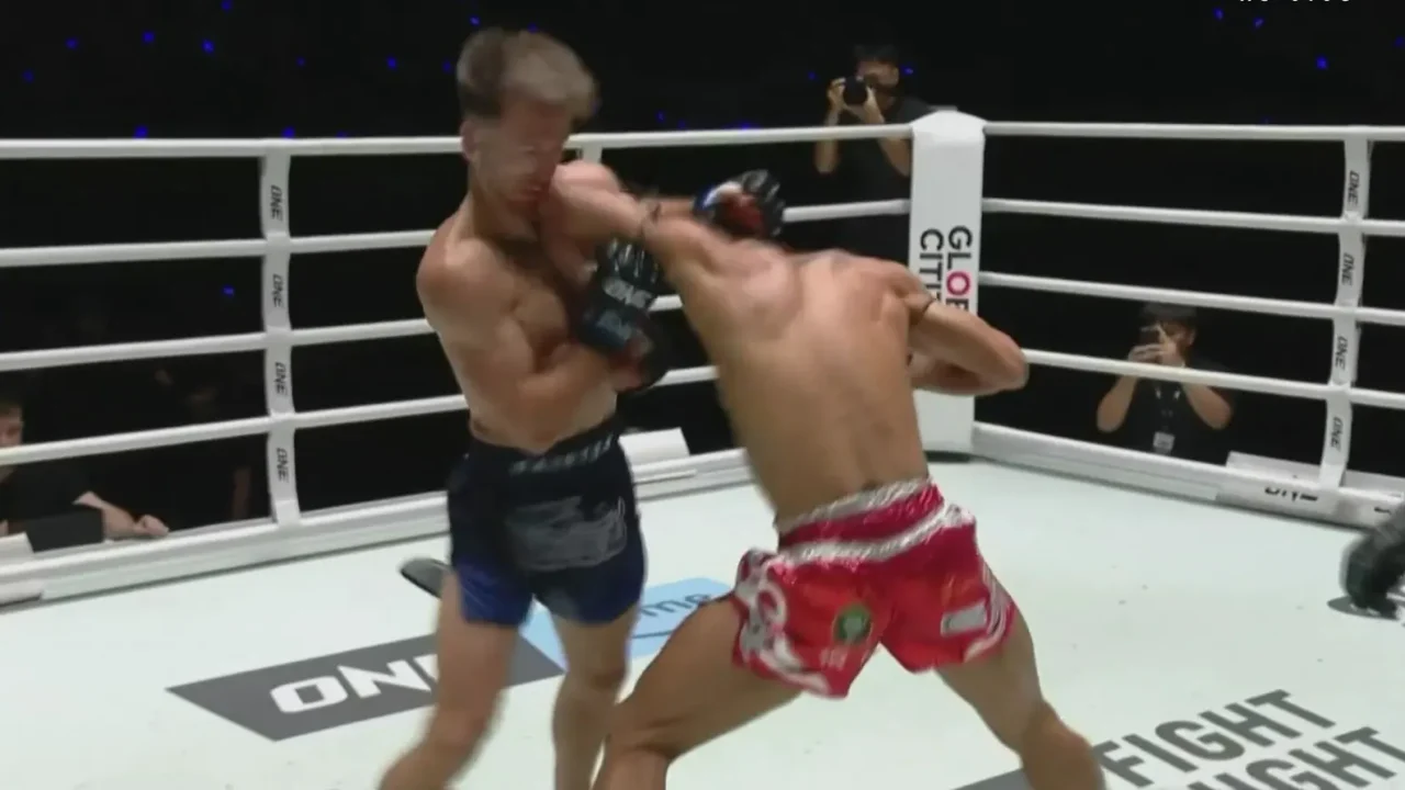 O ONE Fight Night 45, realizado em Bangkok, na Tailândia, proporcionou uma noite de combates emocionantes e resultados expressivos, com dest