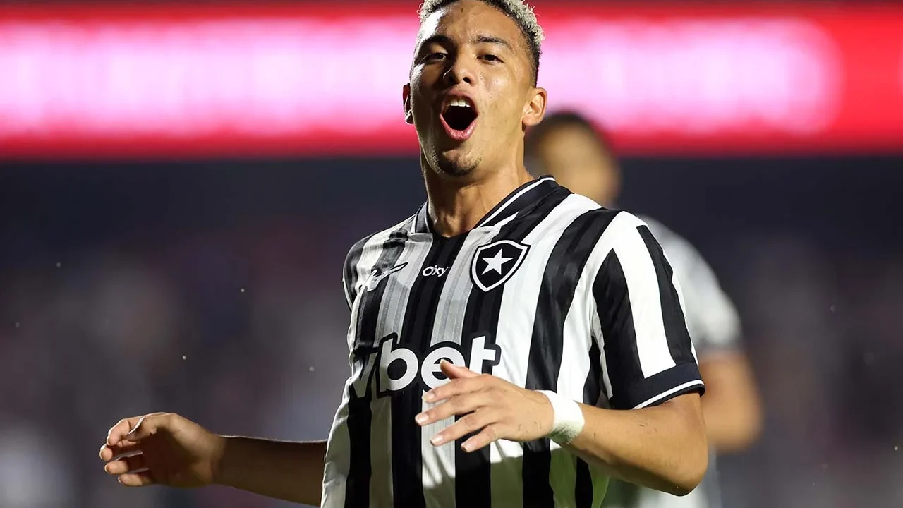 Jordan Barrera desfalca o Botafogo pelo resto da temporada de 2026 após lesão no tornozelo