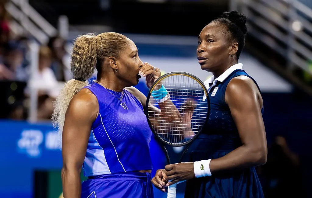 Serena e Venus Williams são eliminadas na reestreia da dupla no WTA 1000 de Cincinnati