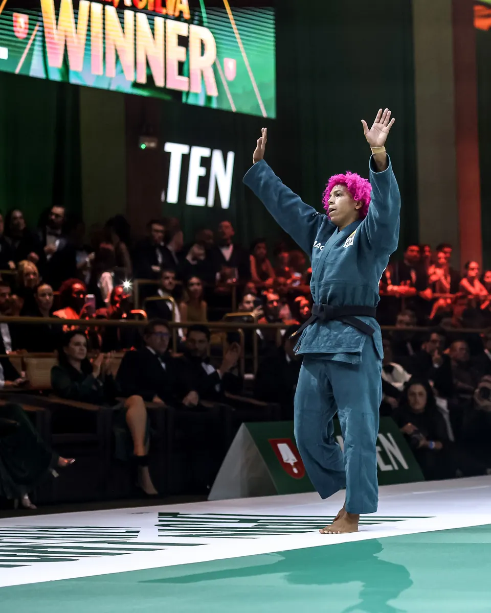 Rafaela Silva em ação durante luta de judô no Spaten Fight Night 3 na Arena Pacaembu.
