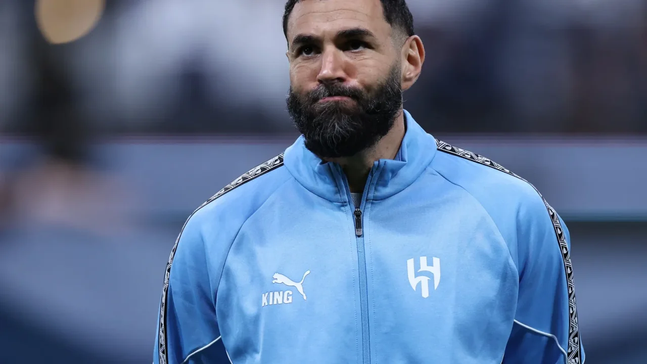 Mercado ainda tem Benzema, Pogba e outros astros livres após janela europeia
