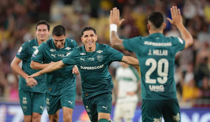 Savarino encerra jejum com hat-trick e recoloca Fluminense no G3 do Brasileirão